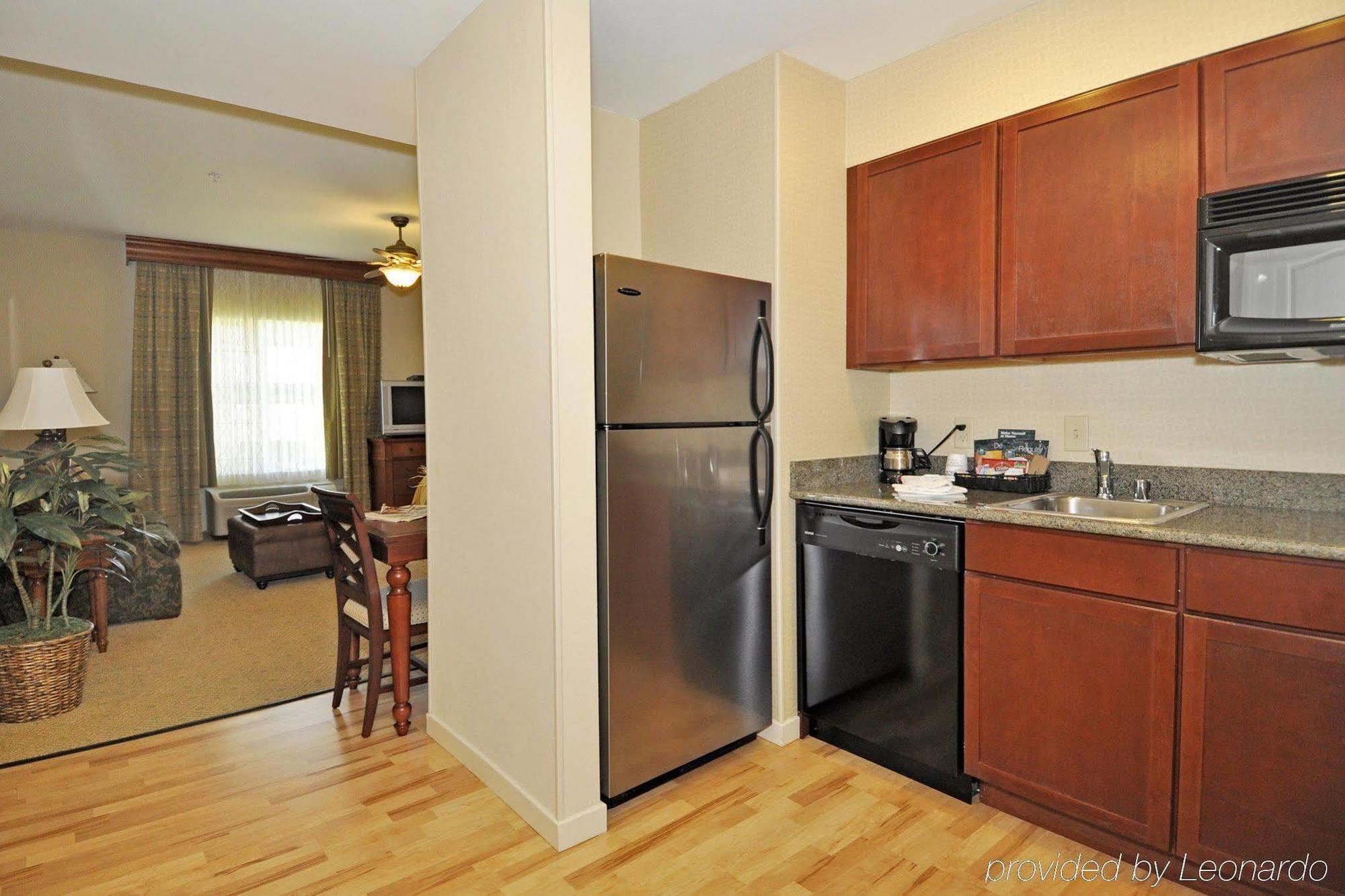 Homewood Suites By Hilton Denver West - Lakewood Restaurant photo